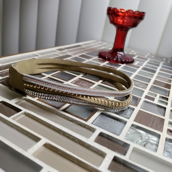 Vintage Blingy choker - Picture 2 of 6